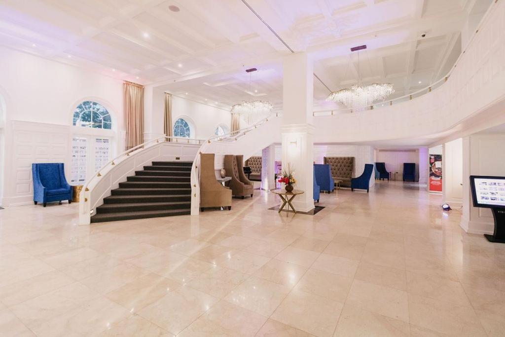 Alexander 1209 Beachfront Condo With 2 Pools , Beach Access, Sauna, Stores Miami Beach Exteriér fotografie