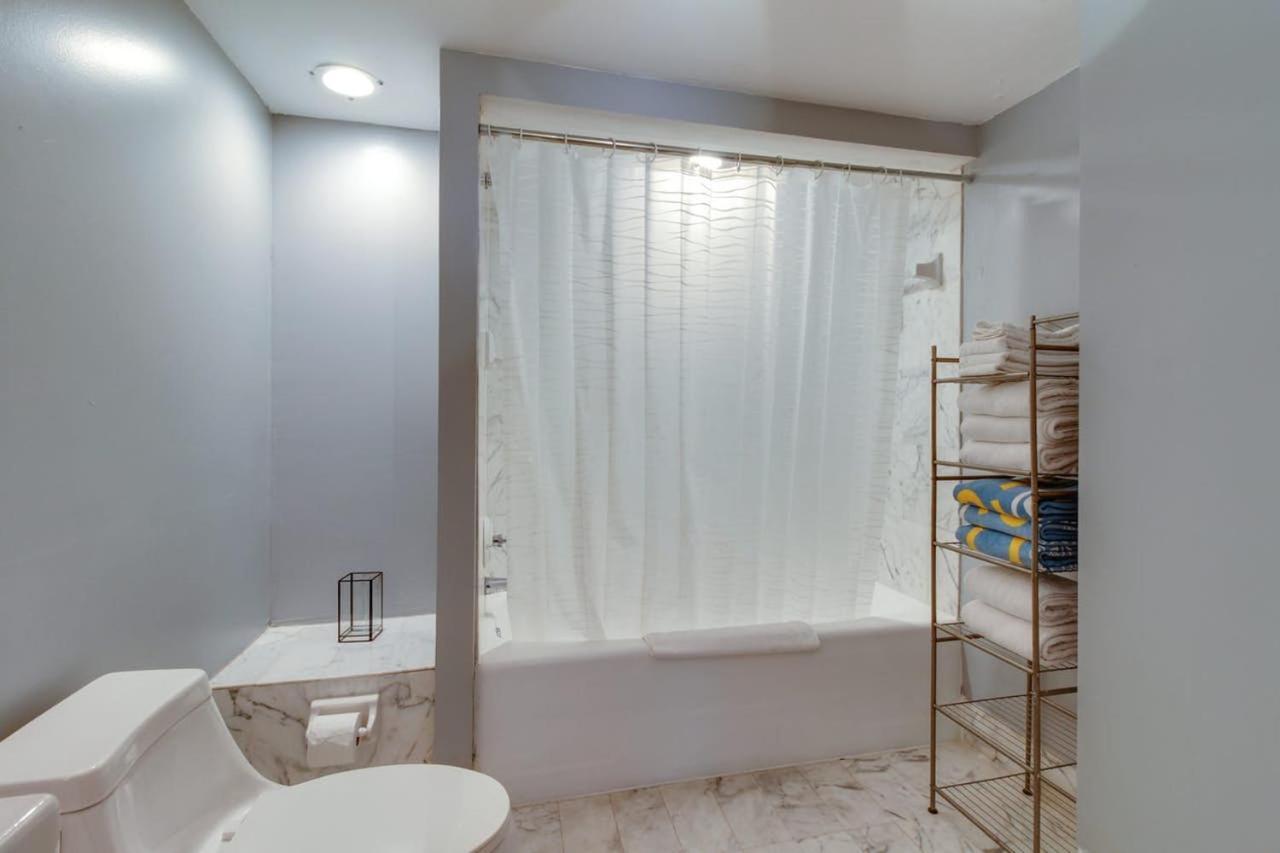 Alexander 1209 Beachfront Condo With 2 Pools , Beach Access, Sauna, Stores Miami Beach Exteriér fotografie